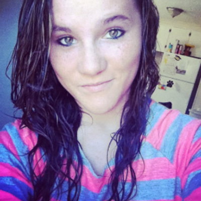 Profile Picture of Hailey Redmon (@DanielleHaileyy) on Twitter