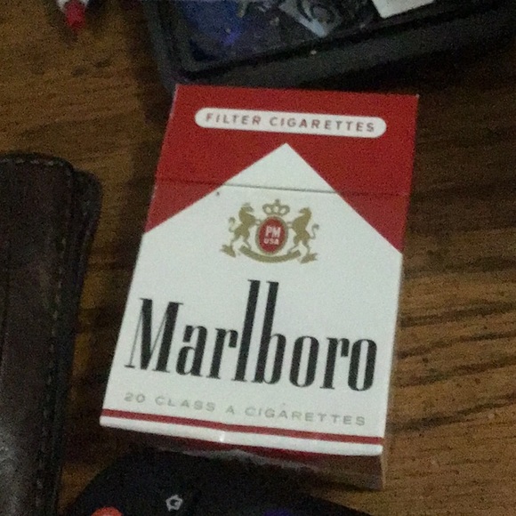 Profile Picture of Richard Beesmer (@richardbeesmer1) on Poshmark