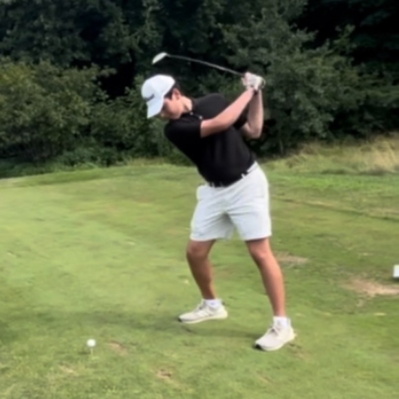 Profile Picture of Matt Purnickescu (@mattpurnickescu) on Poshmark