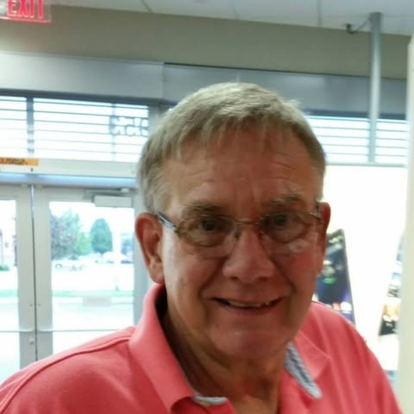 Profile Picture of Larry Fox (@larryfox200) on Poshmark