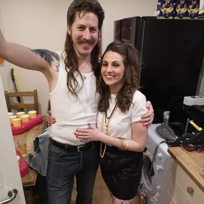 Profile Picture of Hayley Smith (@HayleyLSmith85) on Twitter