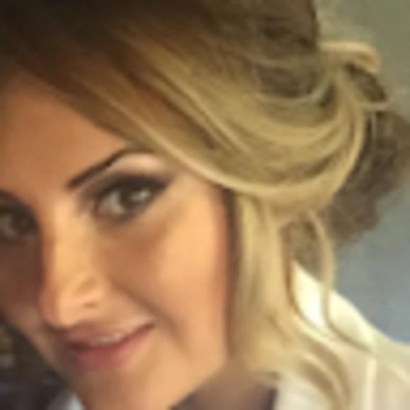 Profile Picture of Leah Byrne (@leahbyrne972) on Poshmark