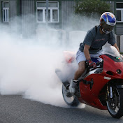 Profile Picture of David Kothe (@davv3s) on Youtube