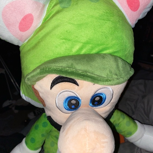 Profile Picture of Victoria Borges (@saggytities) on Poshmark