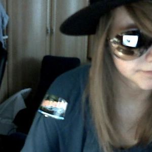 Profile Picture of Its Michi (@michellemischler) on Myspace