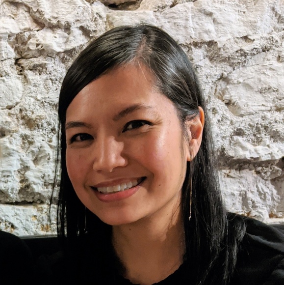 Profile Picture of Chris Mendoza (@c_b_mendoza) on Poshmark