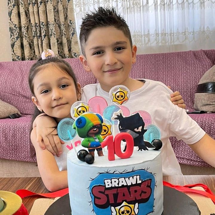 Profile Picture of Thomas Herny (@user2196582544129) on Tiktok