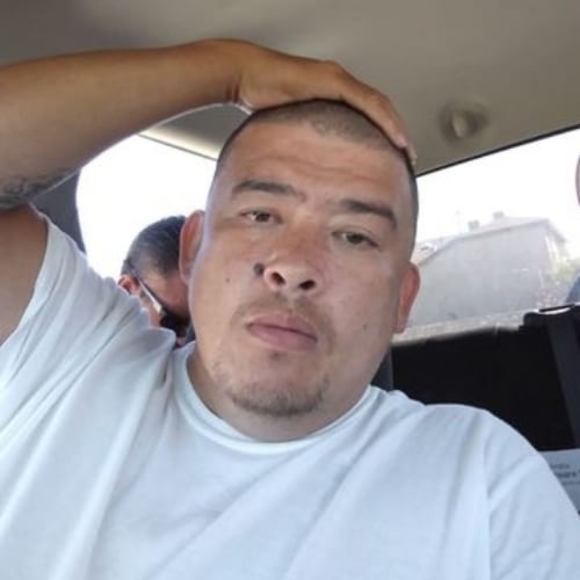 Profile Picture of Mike Fletcher (@fuoff) on Poshmark