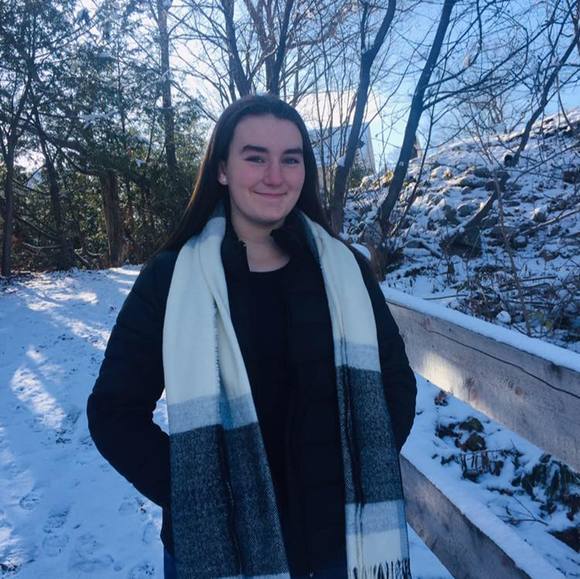 Profile Picture of Marianne Lessard (@mariannelessard) on Poshmark