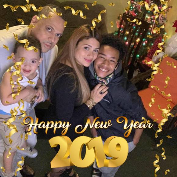 Profile Picture of Paula Almánzar (@paulaalmanzar01) on Poshmark