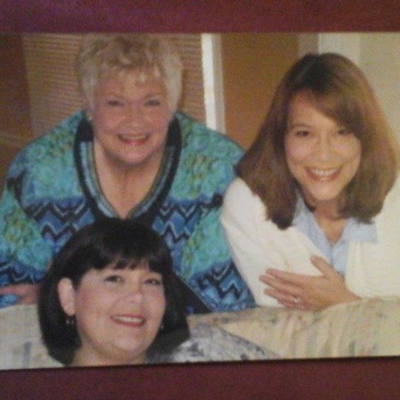 Profile Picture of Janet Stephens (@jfstephens1950) on Poshmark