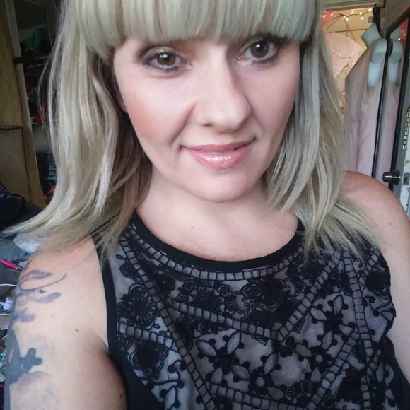 Profile Picture of Never Shophere (@watchmenow) on Poshmark