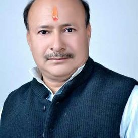 Profile Picture of Dinesh Tripathi (@_dineshtripathi) on Twitter