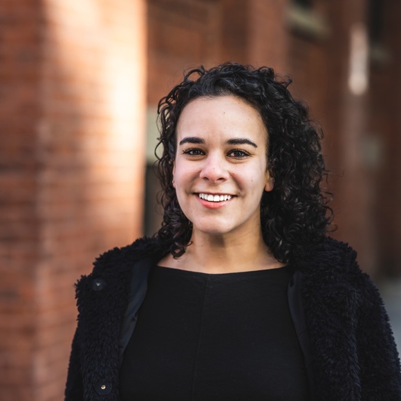 Profile Picture of Briana Cronk (@bcronk16) on Poshmark