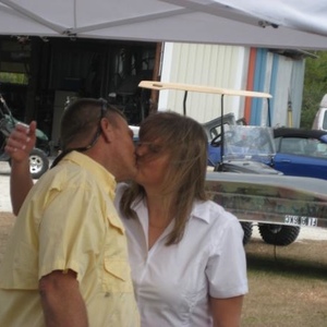 Profile Picture of Laurie Klemm (@laurielovesbobby) on Myspace