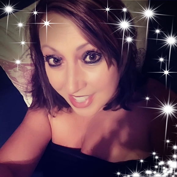 Profile Picture of Joann Allen (@chico64) on Poshmark