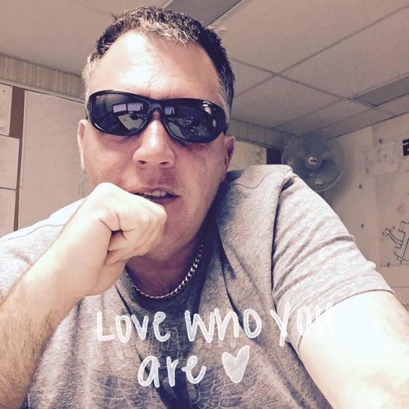 Profile Picture of Wayne Henker (@wrhenker) on Poshmark