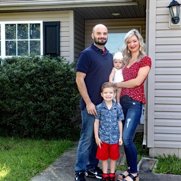 Profile Picture of Leroyandjess Reliford (@l_145) on Poshmark