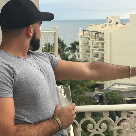 Profile Picture of Kevin Pinkus (@yosuperkevin) on Poshmark