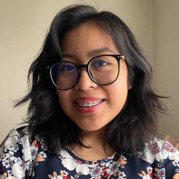 Profile Picture of Michell Hernandez (@amhernandez10) on Poshmark