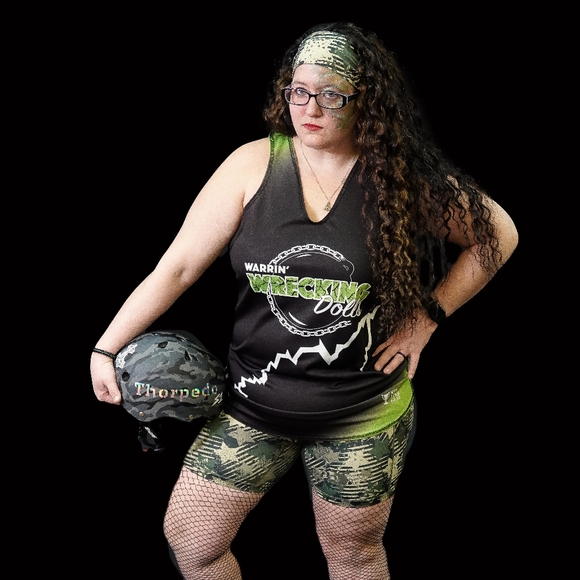 Profile Picture of Danielle Thor (@dthor) on Poshmark