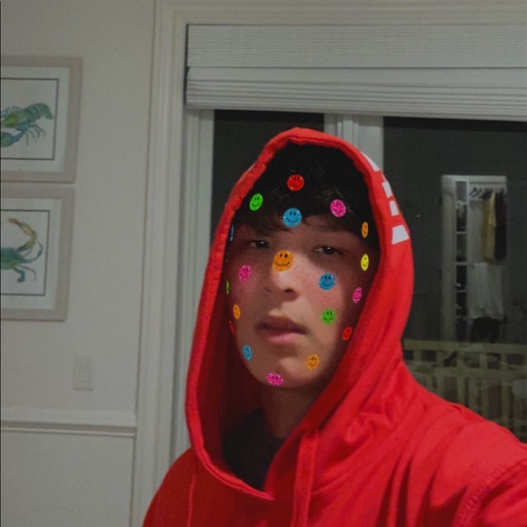 Profile Picture of Benjamin Galvan (@galvanbenjamin5) on Poshmark