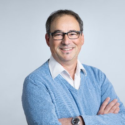 Profile Picture of Roland Stillhard (@rmagic10) on Twitter
