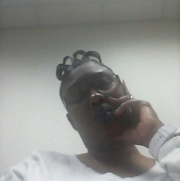 Profile Picture of Ardelia Mcdaniel (@ardelia_73) on Poshmark