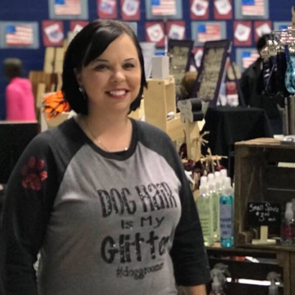 Profile Picture of Jessica Parsons (@jpgroomergirl) on Poshmark