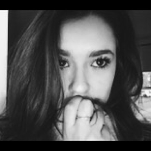 Profile Picture of Sofia Ensing (@sofiaensing) on Poshmark