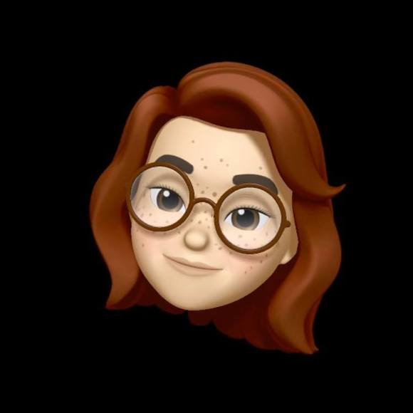 Profile Picture of Nunyag Buiseggnes (@nunyagb) on Poshmark