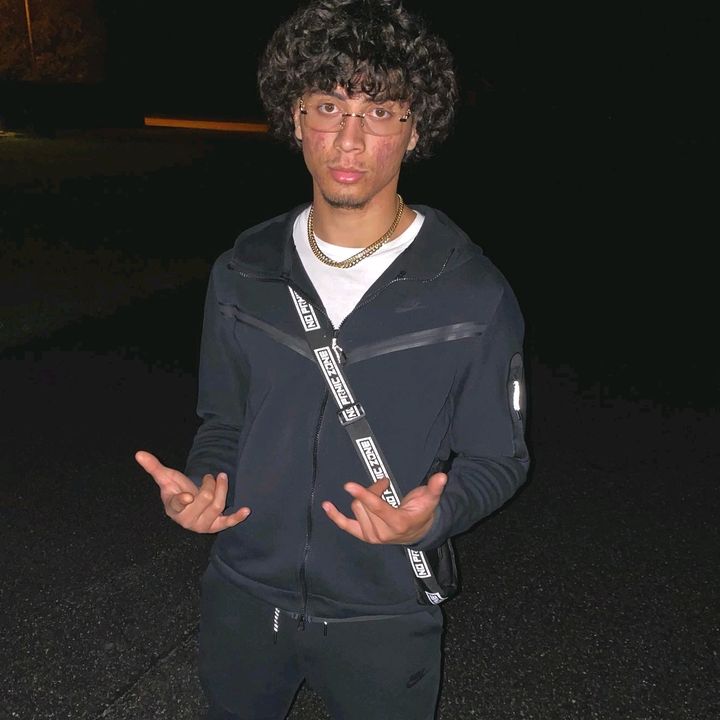 Profile Picture of Joseph (@deofeliciano) on Tiktok