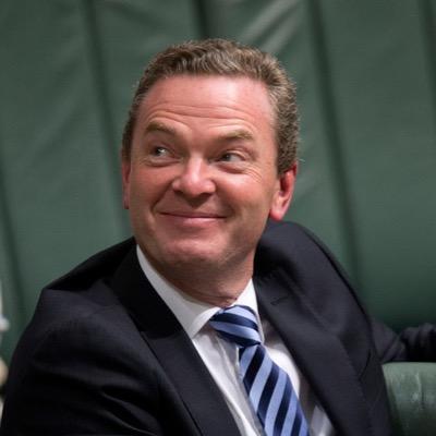 Profile Picture of Christopher Pyne (@TextsFromPyne) on Twitter