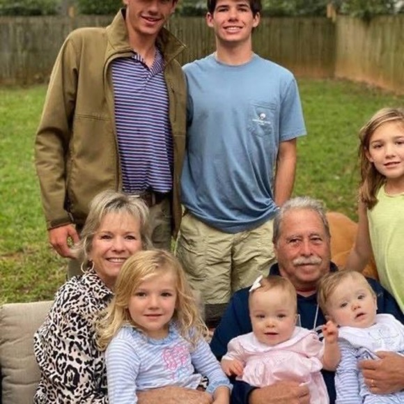 Profile Picture of Rick Bendinger (@rbendinger) on Poshmark