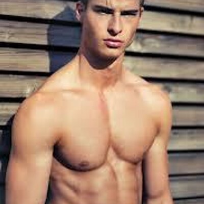 Profile Picture of Edward Hilton (@edwardhilton5) on Twitter