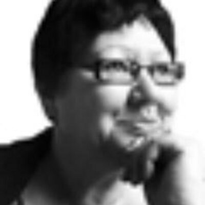 Profile Picture of Lorraine Solomon (@_bestrealestate) on Twitter