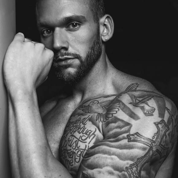 Profile Picture of David Kinna (@drkinnajr) on Poshmark