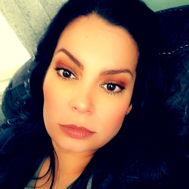 Profile Picture of Nicole (@nicolesurrette) on Tiktok