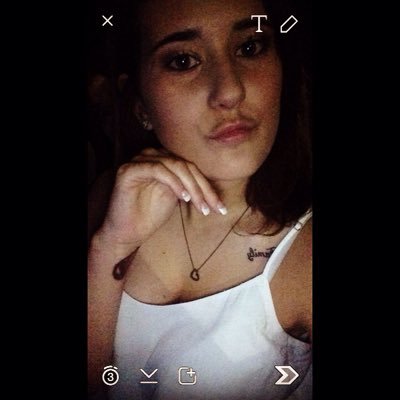 Profile Picture of Olivia Pearce (@Liv_Jay11) on Twitter