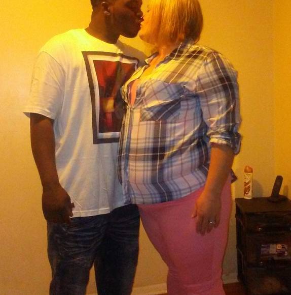 Cindy Bolt - Poshmark Profile Picture of Cindy Bolt (@cindy864) on Poshmark