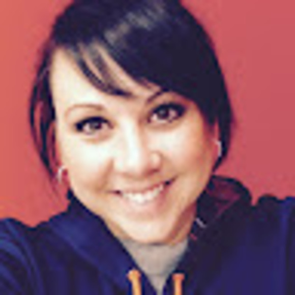 Profile Picture of Carissa Boeser (@boesercarissa) on Poshmark