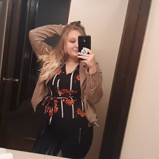 Profile Picture of Vicky Steinfeldt (Otter's fiance) (@vickypichu.steinfeldt) on Facebook