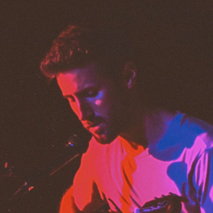 Profile Picture of michaelleskomusic (@michaelleskomusic) on Tiktok