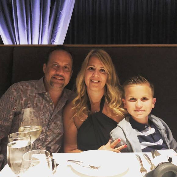 Profile Picture of Candy Lampropoulos-lambropoulos (@lampros) on Poshmark