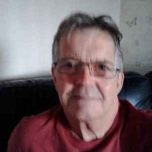 Profile Picture of Tom (@tassy165) on Twitter