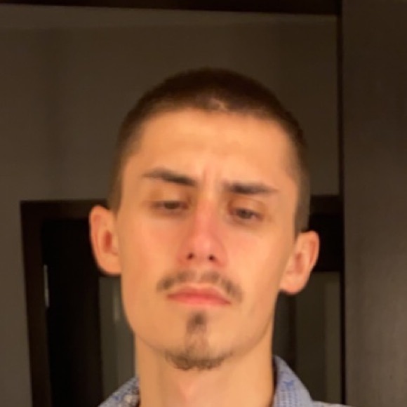 Profile Picture of Harrison Sorman (@harrisonsorman) on Poshmark