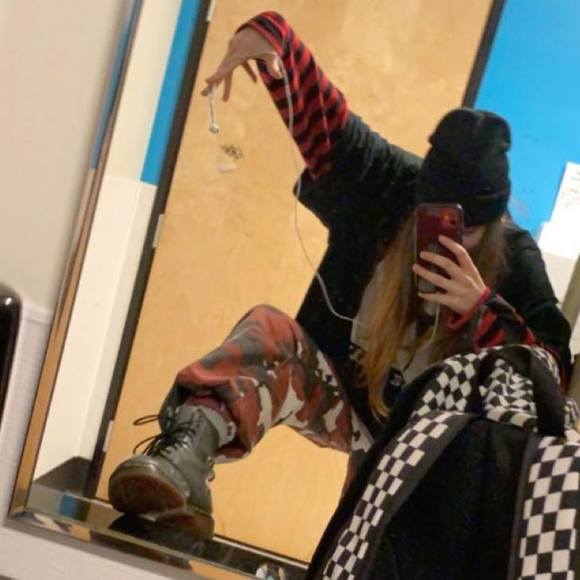 Profile Picture of Kai Biersack (@kai_biersack) on Poshmark