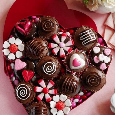 Profile Picture of Simran (@SalomiJoseph25) on Twitter