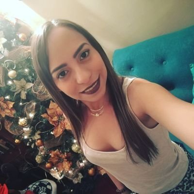 Profile Picture of Deborah Cedeño (@dehanir) on Twitter