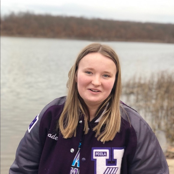 Jade Robertson - Poshmark Profile Picture of Jade Robertson (@jaders933) on Poshmark